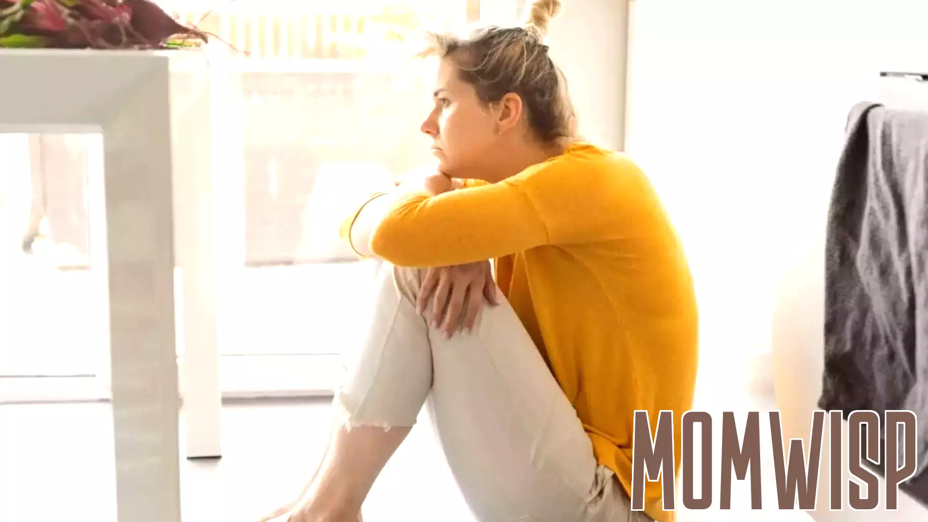 Grieving a parent while parenting is its own kind of hard—here’s expert advice for getting through it