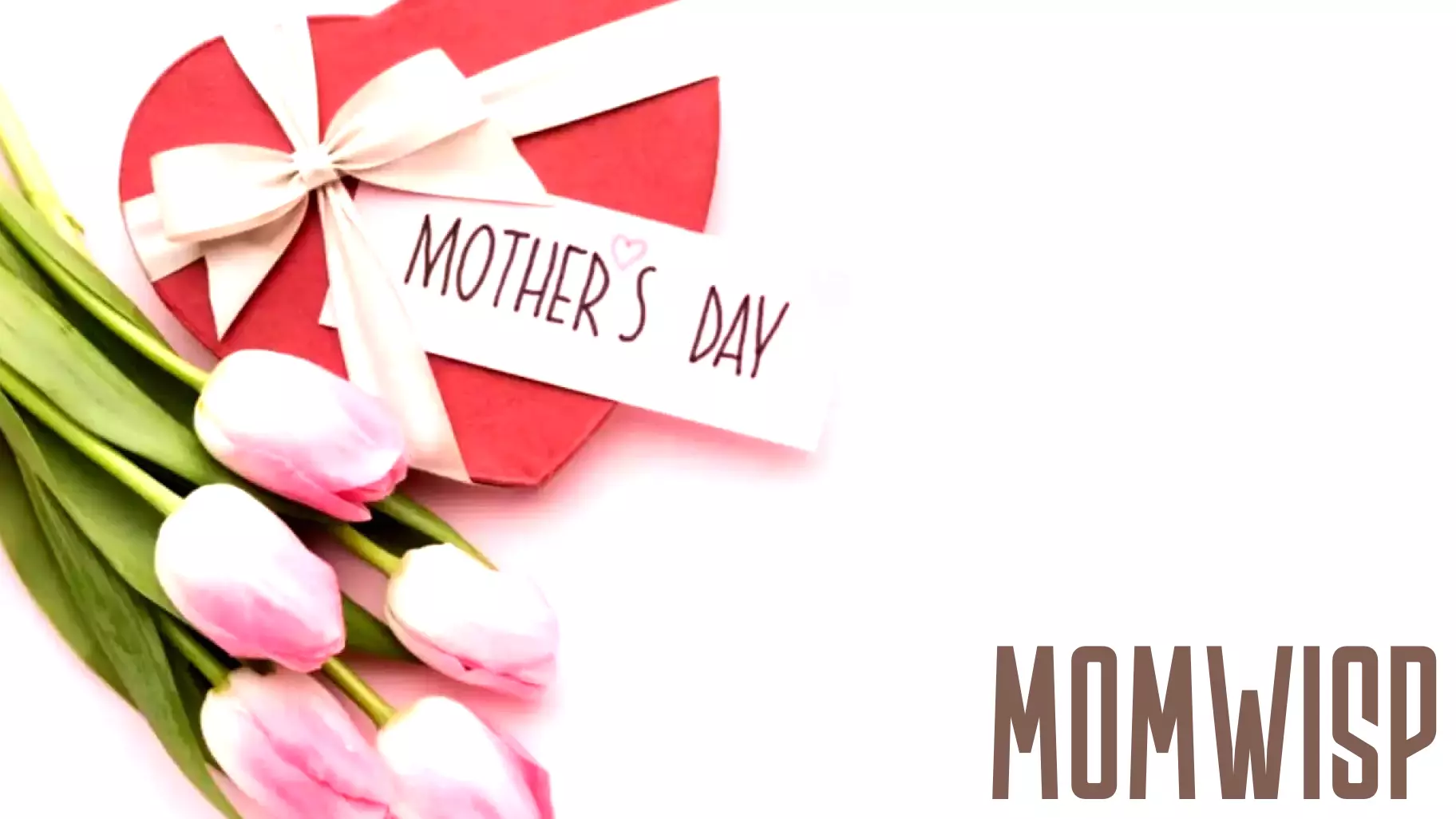 Navigating Modern Motherhood: Mindfulness in the Age of Social Media