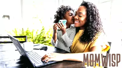 Why Mommymaxxing Is Probably the Most Unrealistic Parenting Trend Yet